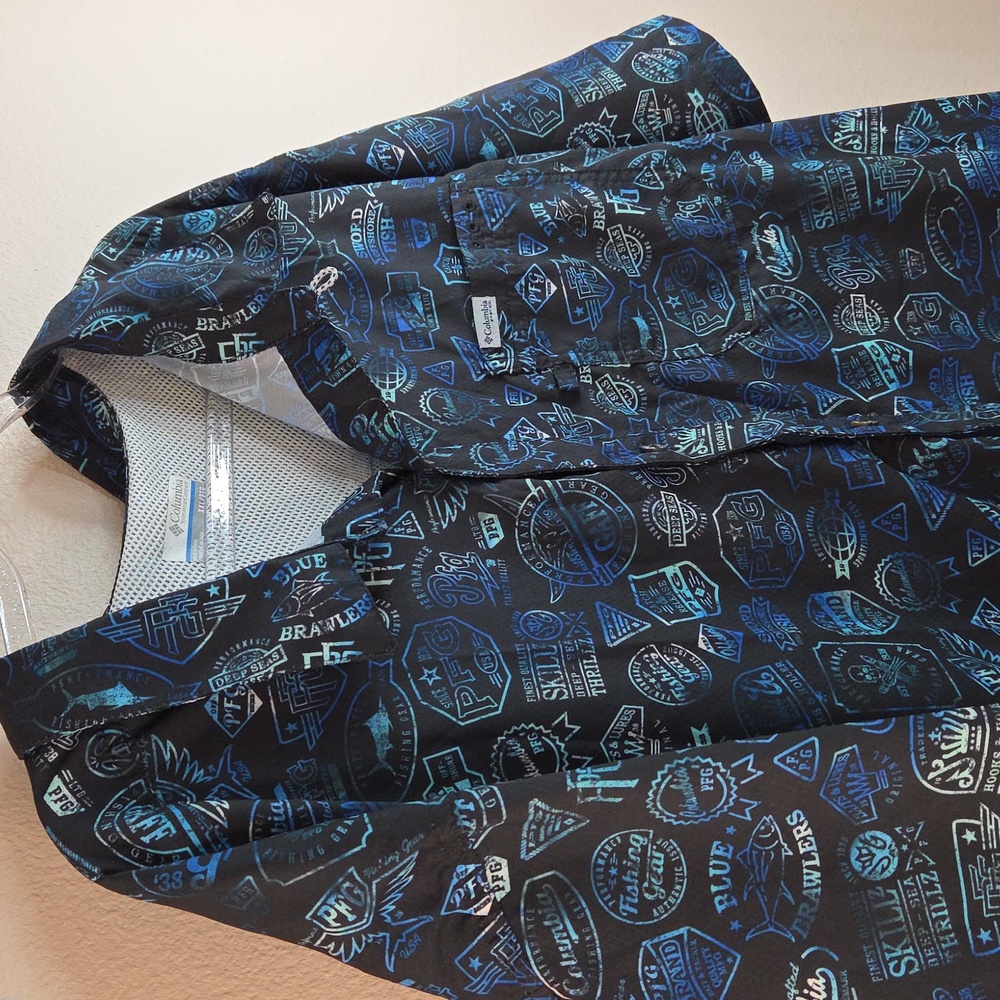 Colombia Mens XXL2TG BLUE PFG Fishing Light Weight Shirt Like New!